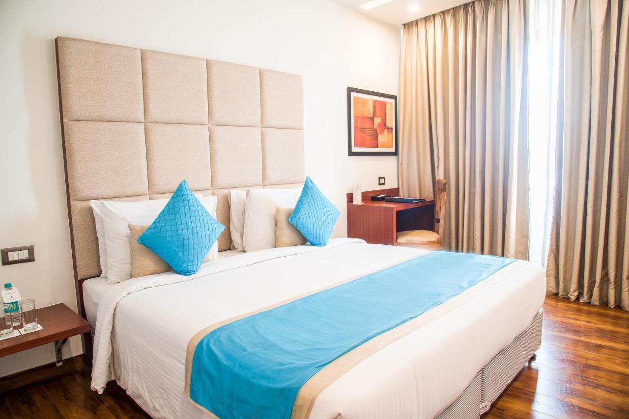 Hotel Ascent Biz Noida Exteriér fotografie